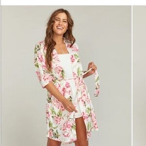 SHOW Me Your Mumu Brie Floral Tie Robe OS​​​​​​​​​​